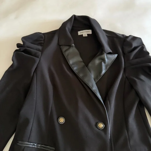 Shelby & Palmer Classic Sophisticated Black Blazer Dress with Sleek Design - Picture 10 of 14